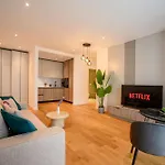 Exclusive 1br In One Cotroceni * Bucarest