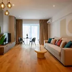 Exclusive 1br In One Cotroceni * Bukarest