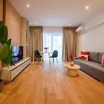 Exclusive 1br In One Cotroceni