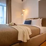 Exclusive 1br In One Cotroceni *