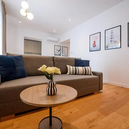 Exclusive 1br In One Cotroceni Apartman *