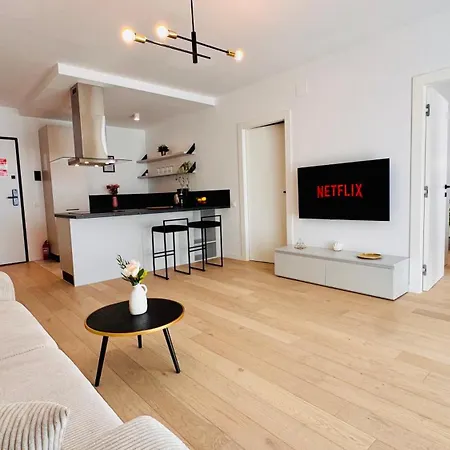 Exclusive 1br In One Cotroceni Apartment Bucharest