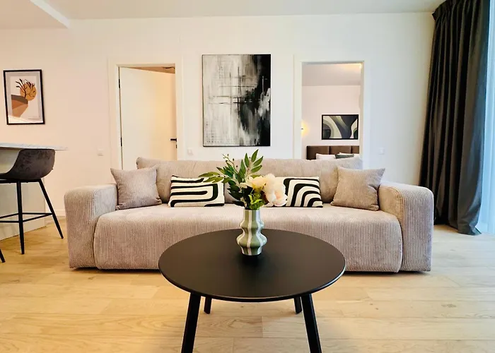 Exclusive 1br In One Cotroceni * Bukarest