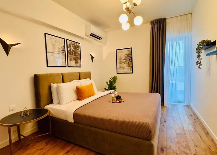 Exclusive 1br In One Cotroceni Bukareszt