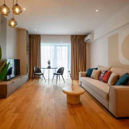 Exclusive 1br In One Cotroceni * Boekarest