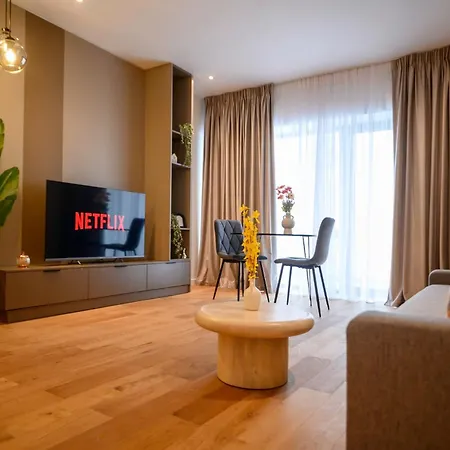 Апартаменти Exclusive 1br In One Cotroceni Бухарест