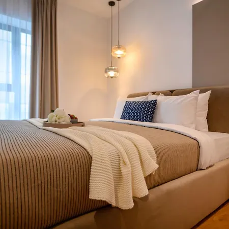 Exclusive 1br In One Cotroceni *