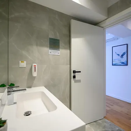 Exclusive 1br In One Cotroceni *